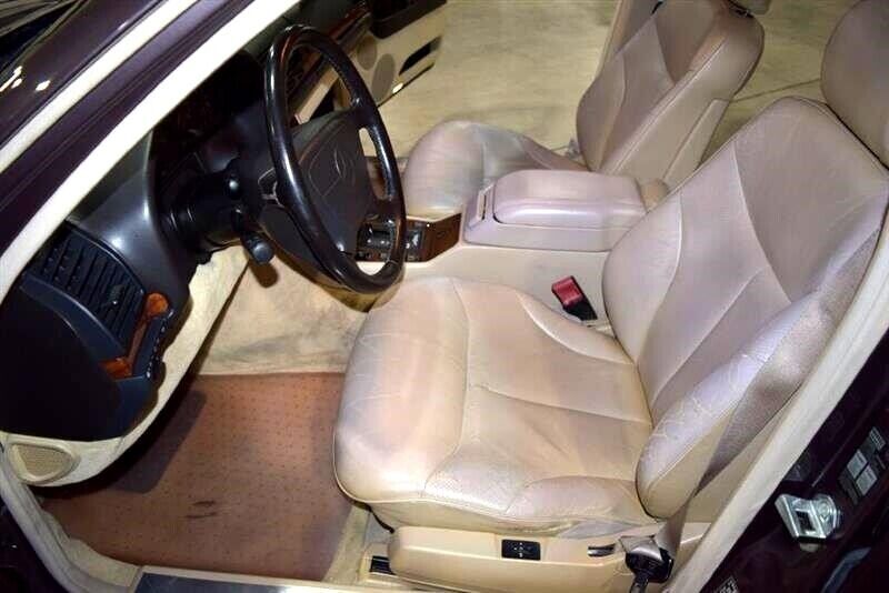 Mercedes-Benz-S-Class-1993-Sedan-22