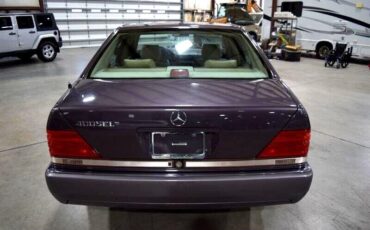 Mercedes-Benz-S-Class-1993-Sedan-3