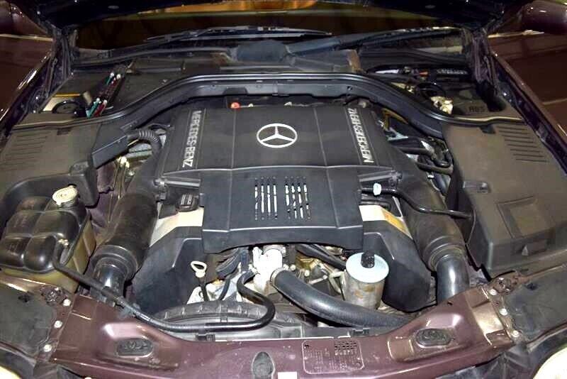 Mercedes-Benz-S-Class-1993-Sedan-30