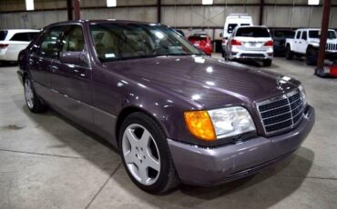 Mercedes-Benz-S-Class-1993-Sedan-7