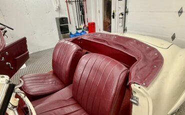 Mercedes-Benz-SL-Class-1958-Convertible-3