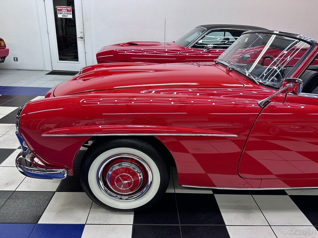 Mercedes-Benz-SL-Class-1961-13