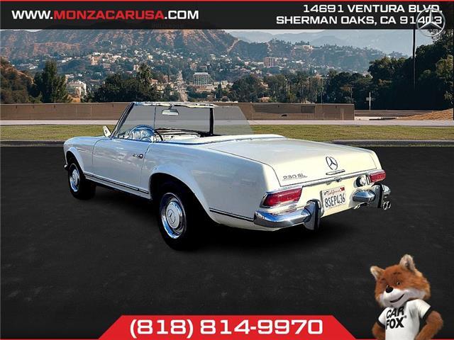 Mercedes-Benz-SL-Class-1965-Convertible-1