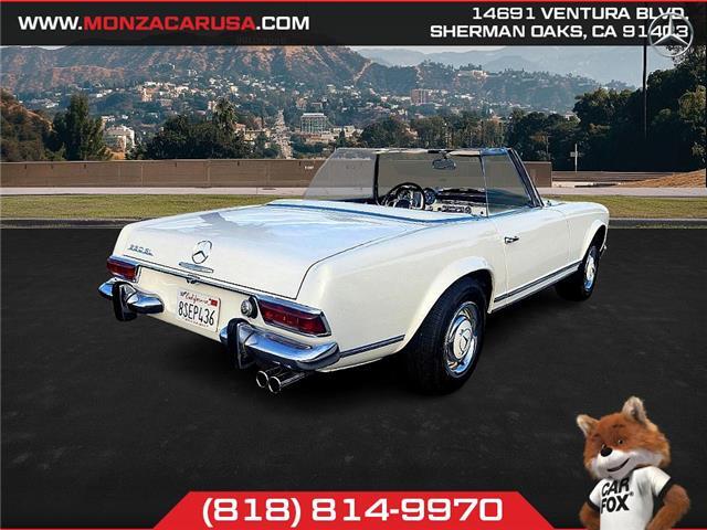 Mercedes-Benz-SL-Class-1965-Convertible-11