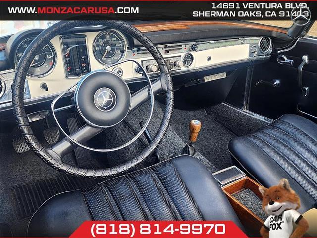 Mercedes-Benz-SL-Class-1965-Convertible-12