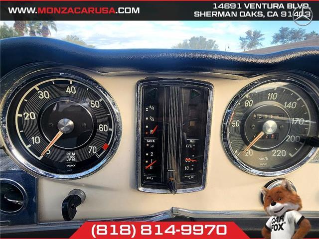 Mercedes-Benz-SL-Class-1965-Convertible-15