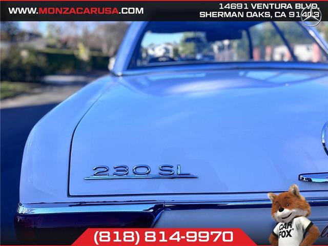 Mercedes-Benz-SL-Class-1965-Convertible-29