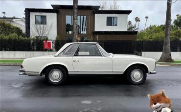 Mercedes-Benz-SL-Class-1965-Convertible-34