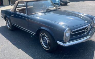 Mercedes-Benz-SL-Class-1966-Convertible-2