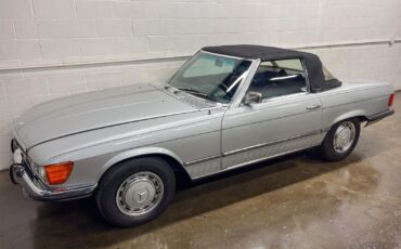 Mercedes-Benz-SL-Class-1972-Convertible-10