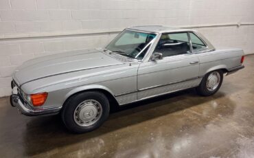 Mercedes-Benz-SL-Class-1972-Convertible-16