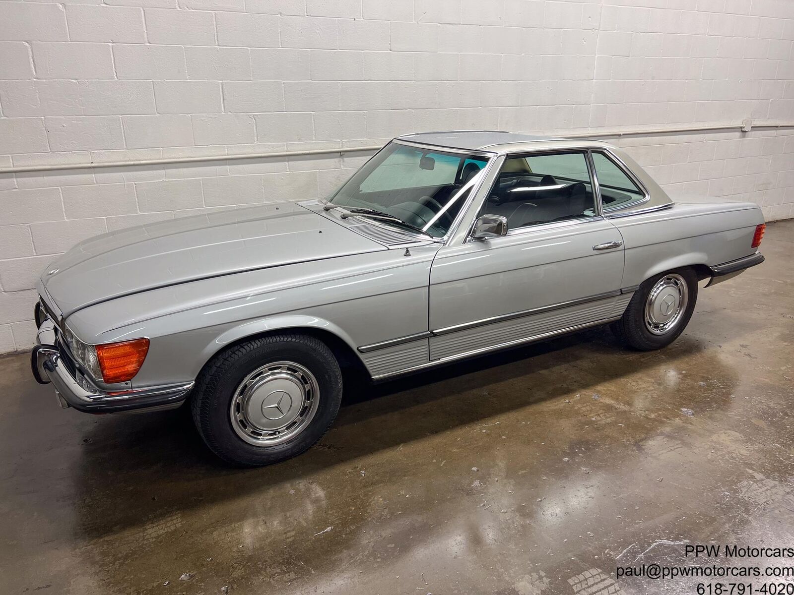 Mercedes-Benz-SL-Class-1972-Convertible-16