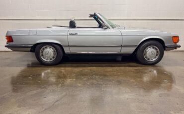 Mercedes-Benz-SL-Class-1972-Convertible-18