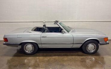 Mercedes-Benz-SL-Class-1972-Convertible-21