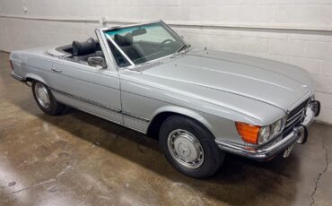 Mercedes-Benz-SL-Class-1972-Convertible-22