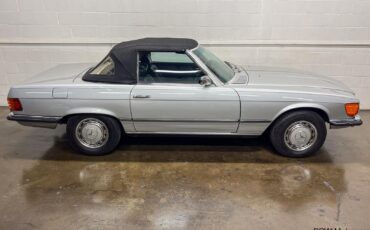 Mercedes-Benz-SL-Class-1972-Convertible-27