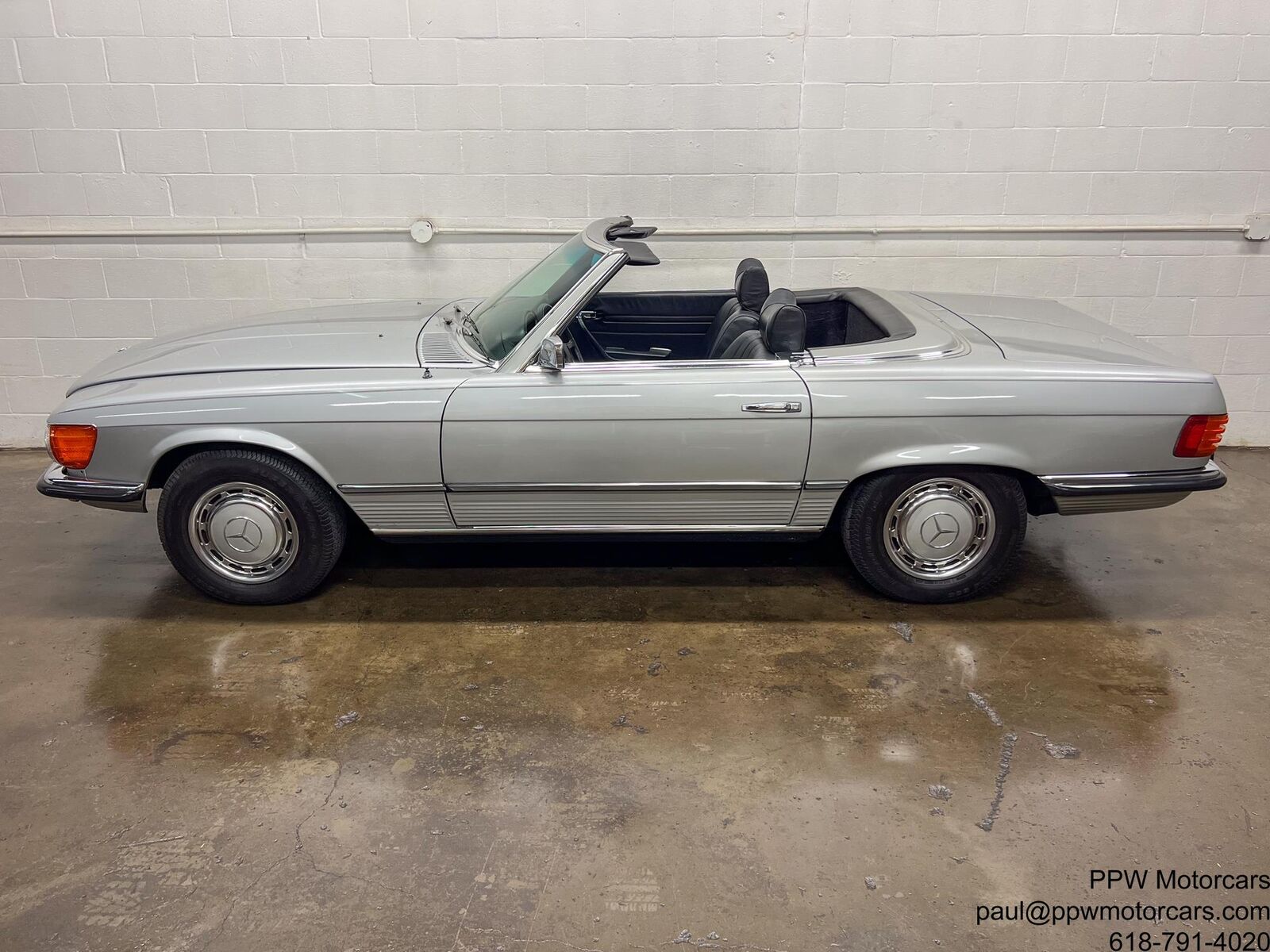 Mercedes-Benz-SL-Class-1972-Convertible-3