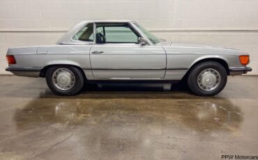 Mercedes-Benz-SL-Class-1972-Convertible-30
