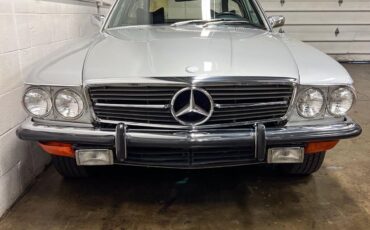 Mercedes-Benz-SL-Class-1972-Convertible-38