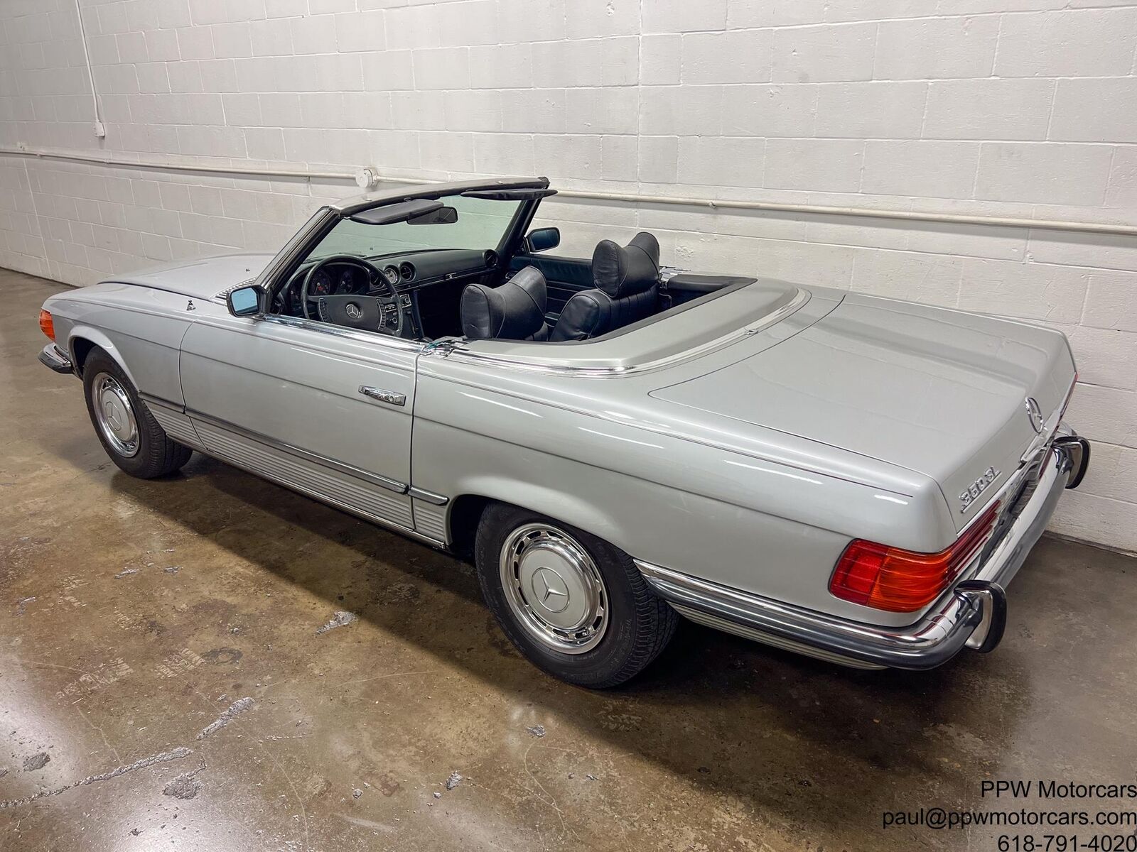 Mercedes-Benz-SL-Class-1972-Convertible-5