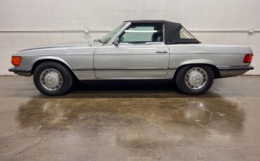 Mercedes-Benz-SL-Class-1972-Convertible-6