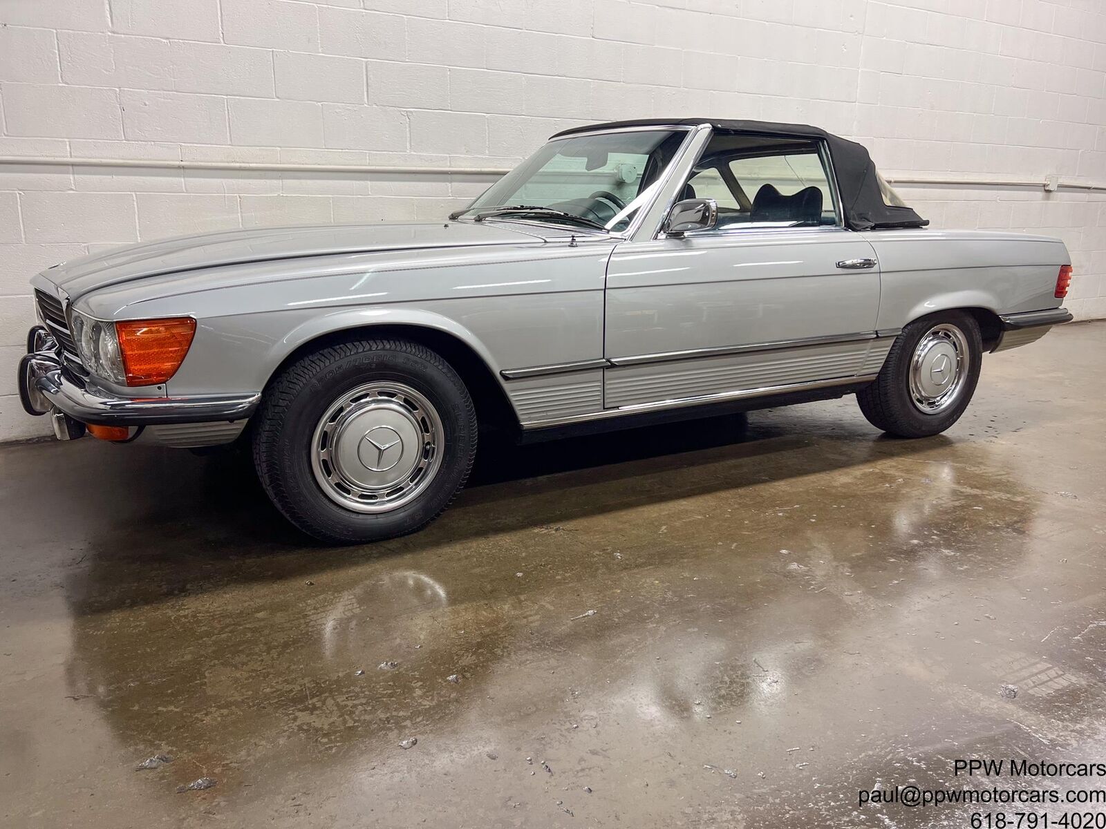 Mercedes-Benz-SL-Class-1972-Convertible-7