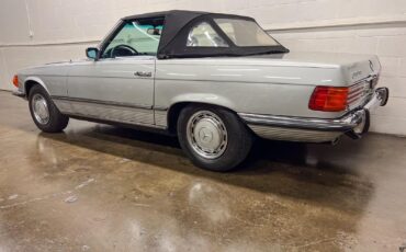 Mercedes-Benz-SL-Class-1972-Convertible-8