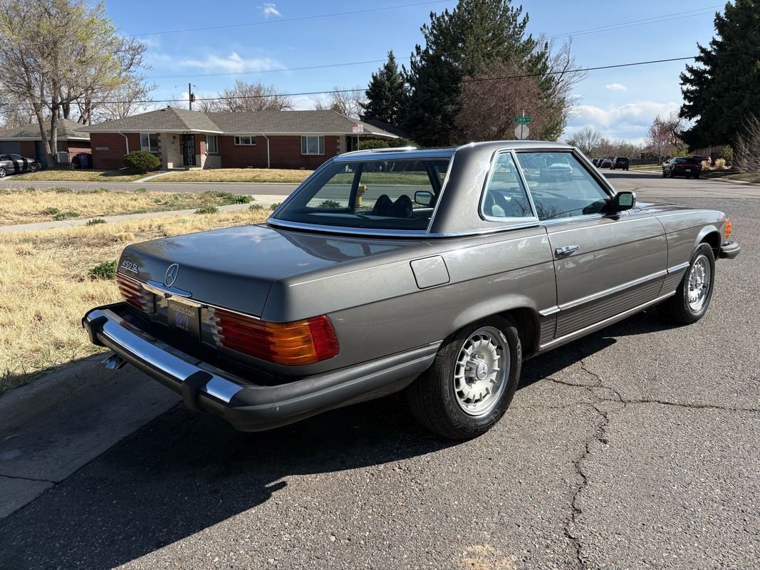 Mercedes-Benz-SL-Class-1974-15
