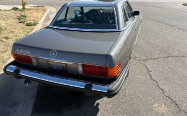 Mercedes-Benz-SL-Class-1974-16