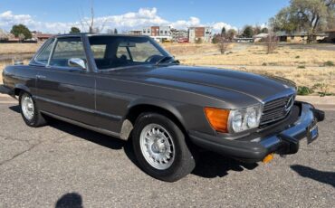 Mercedes-Benz-SL-Class-1974-17