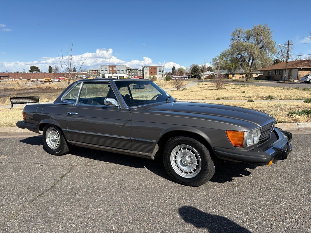 Mercedes-Benz-SL-Class-1974-22