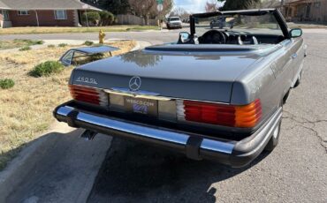 Mercedes-Benz-SL-Class-1974-32