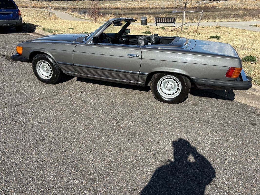 Mercedes-Benz-SL-Class-1974-39