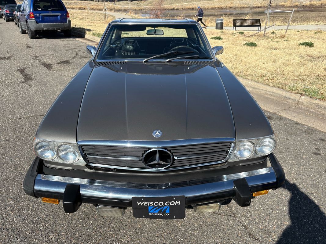 Mercedes-Benz-SL-Class-1974-5
