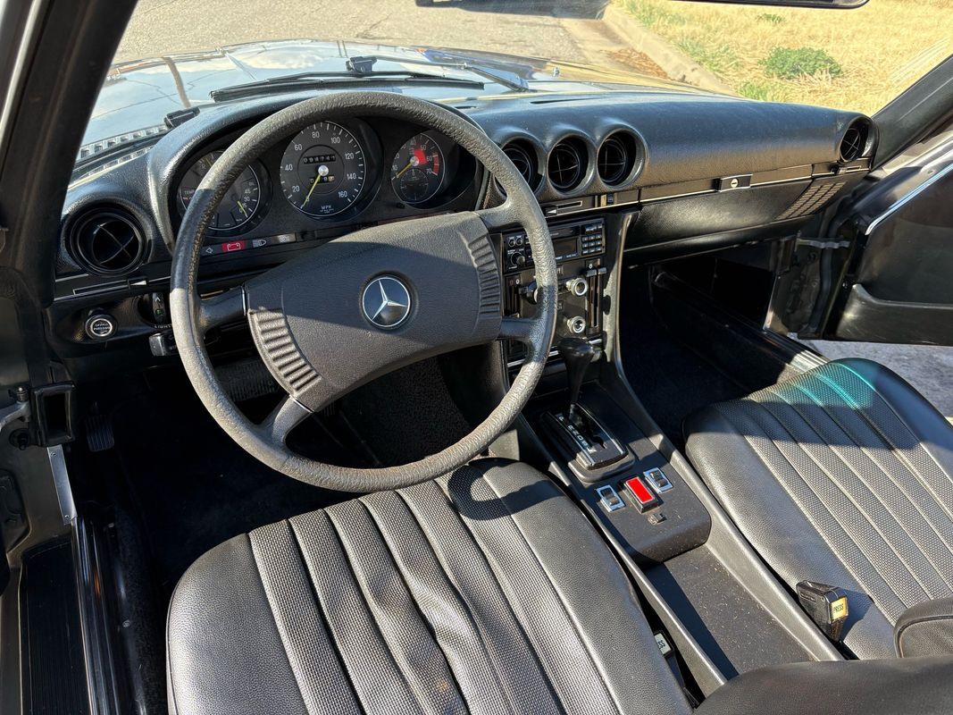 Mercedes-Benz-SL-Class-1974-7