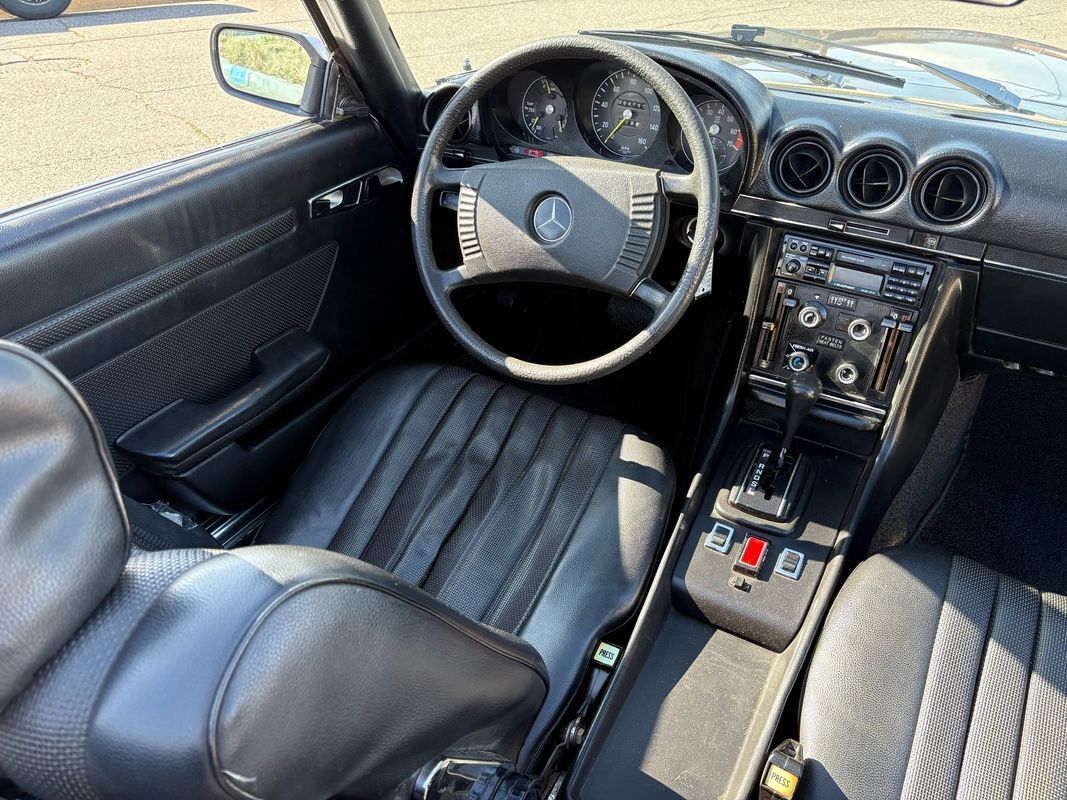 Mercedes-Benz-SL-Class-1974-8