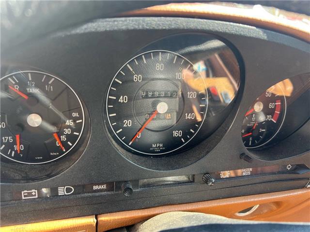 Mercedes-Benz-SL-Class-1976-12