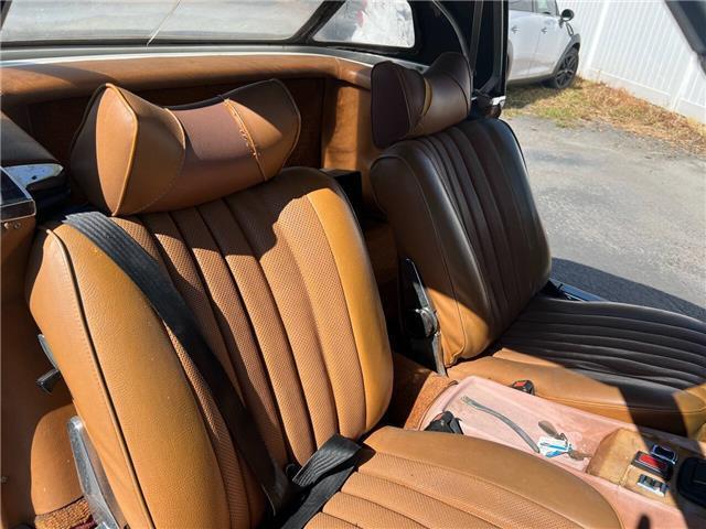 Mercedes-Benz-SL-Class-1976-15