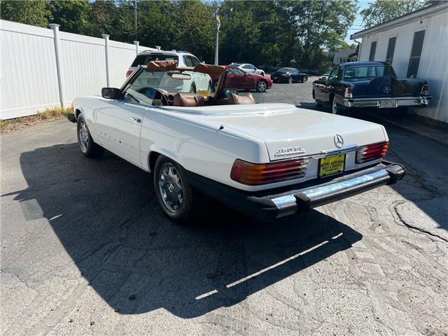 Mercedes-Benz-SL-Class-1976-4