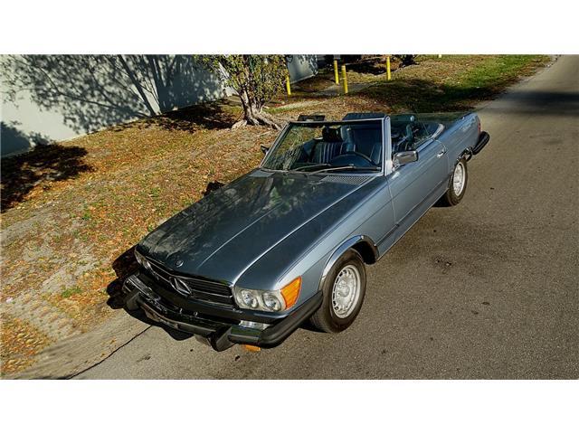 Mercedes-Benz-SL-Class-1977-CONVERTIBLE-3