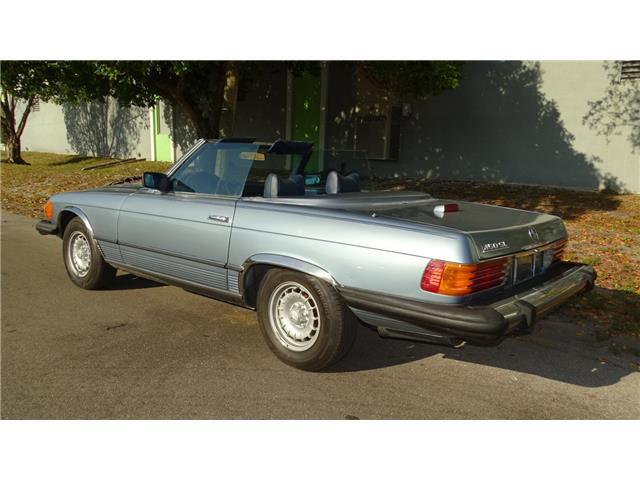 Mercedes-Benz-SL-Class-1977-CONVERTIBLE-5