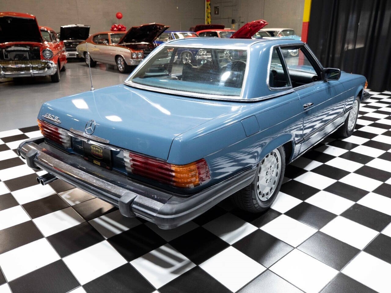 Mercedes-Benz-SL-Class-1977-Coupe-12