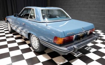 Mercedes-Benz-SL-Class-1977-Coupe-17