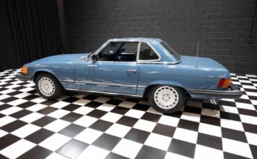 Mercedes-Benz-SL-Class-1977-Coupe-19