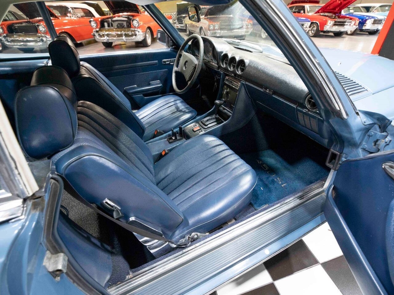 Mercedes-Benz-SL-Class-1977-Coupe-28
