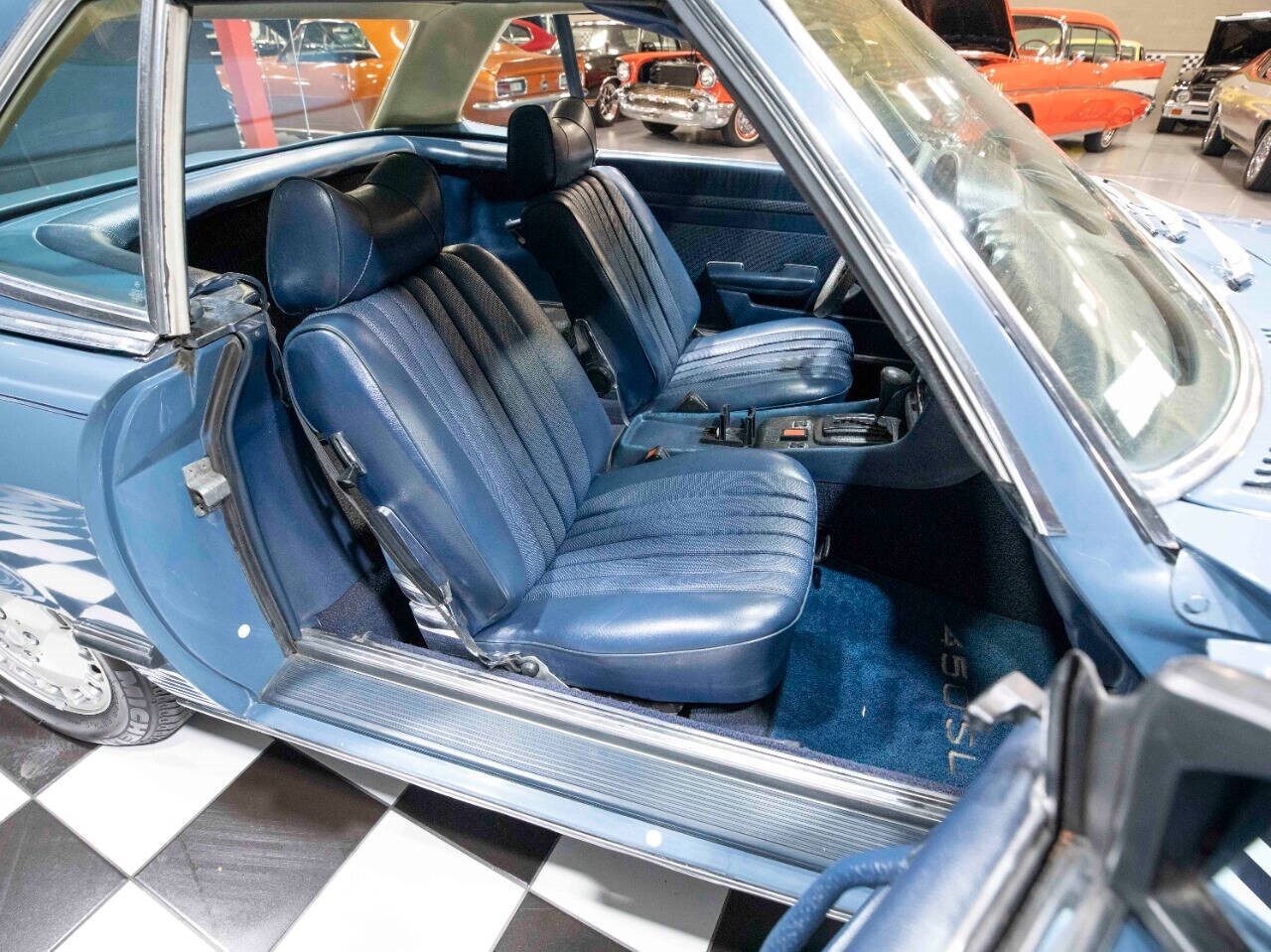 Mercedes-Benz-SL-Class-1977-Coupe-29