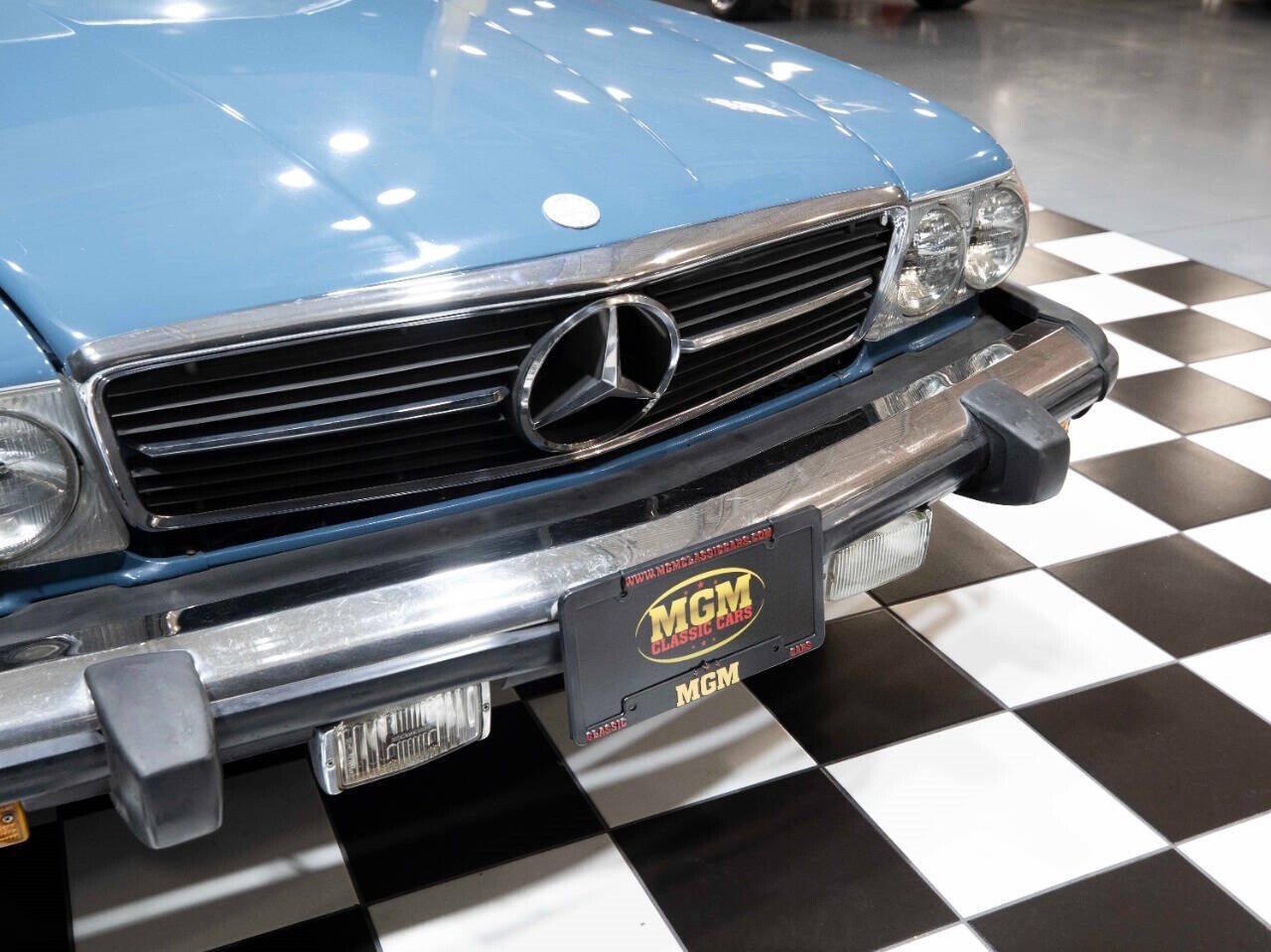 Mercedes-Benz-SL-Class-1977-Coupe-6