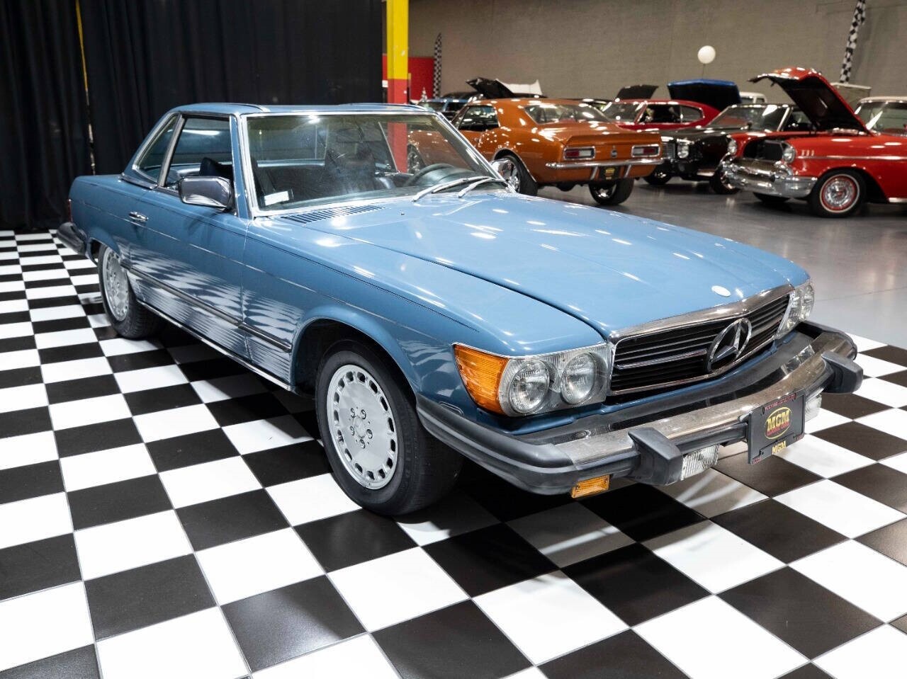 Mercedes-Benz-SL-Class-1977-Coupe-8