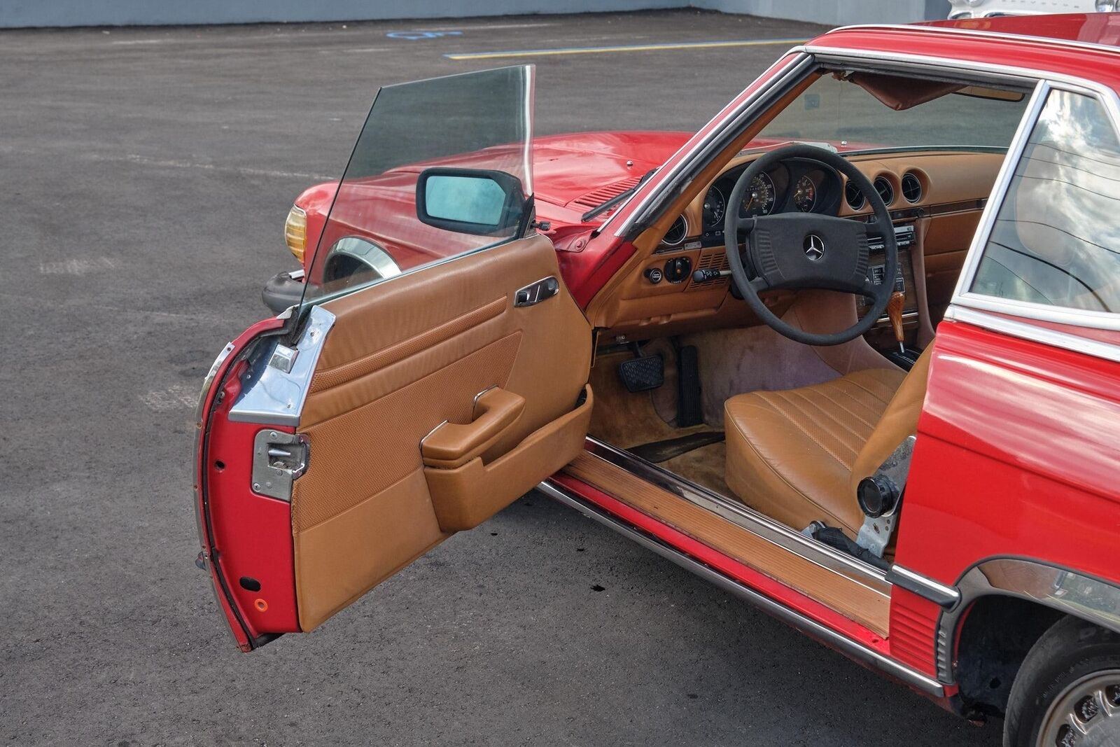 Mercedes-Benz-SL-Class-1978-2-Door-11