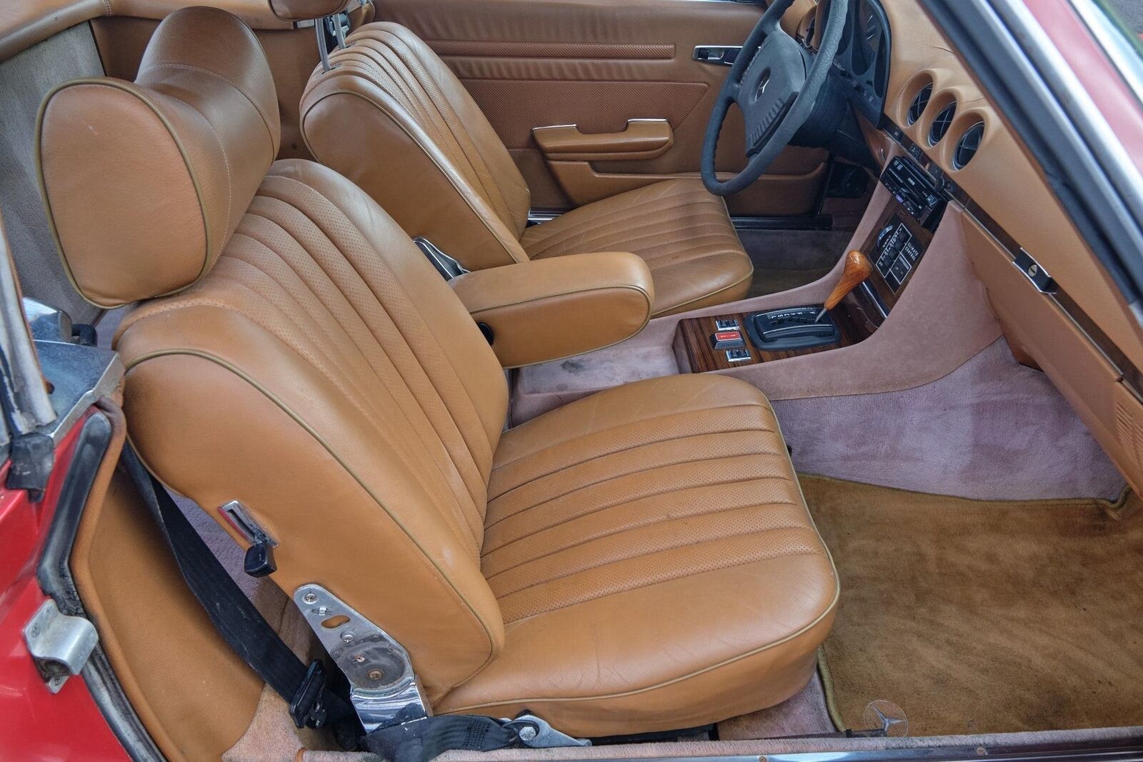 Mercedes-Benz-SL-Class-1978-2-Door-12